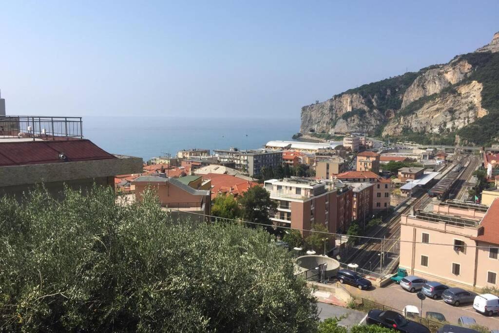 Casa Matilde - Appartamento Vista Mare - Con Posto Auto Finale Ligure Exteriér fotografie