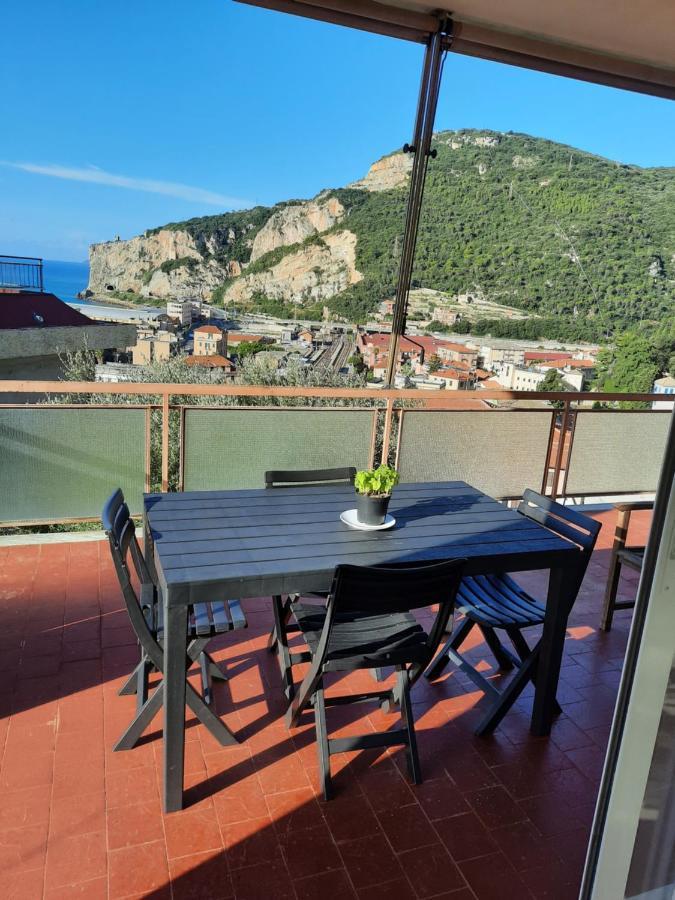 Casa Matilde - Appartamento Vista Mare - Con Posto Auto Finale Ligure Exteriér fotografie