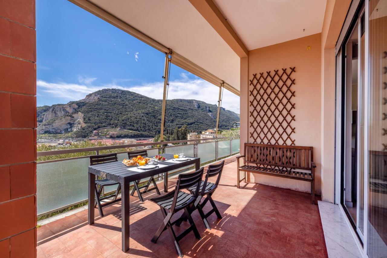 Casa Matilde - Appartamento Vista Mare - Con Posto Auto Finale Ligure Exteriér fotografie