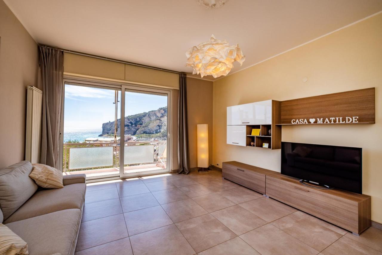 Casa Matilde - Appartamento Vista Mare - Con Posto Auto Finale Ligure Exteriér fotografie